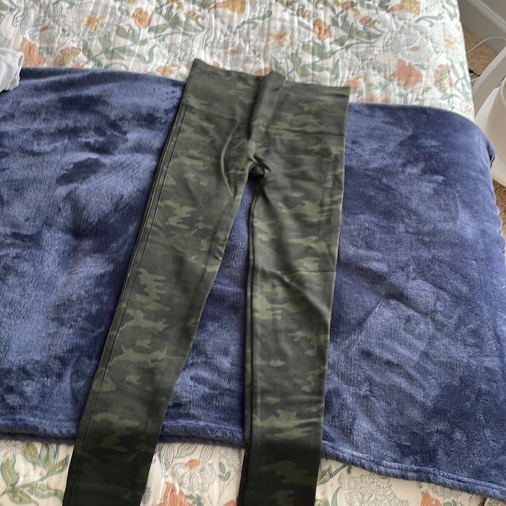 Spanx camp leggings size XS
